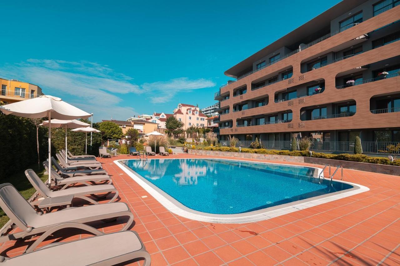 Freddo Apartment - Coral Residence Complex With Parking & Pool Varna Exterior photo